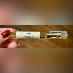 MEMO PARIS PALAIS BOURBON PARFUM .27 oz 8 ml. No box. Includes case.